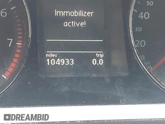 2010 Volkswagen Passat z VIN WVWXK9AN4AE106222, wystawiony jako IAAI lot #42361130 z przebiegiem 104 933 mil mil oraz . Historia ofert i sprzedaży dostępna na DreamBid. Obrazek 7.