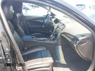 2013 Cadillac ATS z VIN 1G6AA5RA1D0179071, wystawiony jako IAAI lot #42438437 z przebiegiem 97 558 mil mil oraz . Historia ofert i sprzedaży dostępna na DreamBid. Obrazek 5.