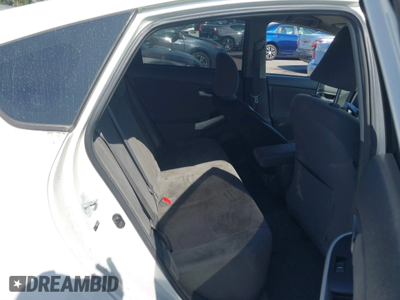 2010 Toyota Prius II with VIN JTDKN3DUXA0131219, listed as a IAAI auction lot 41635015 with Not Provided miles. Bid and sale history available at carsss.com. Image 8.