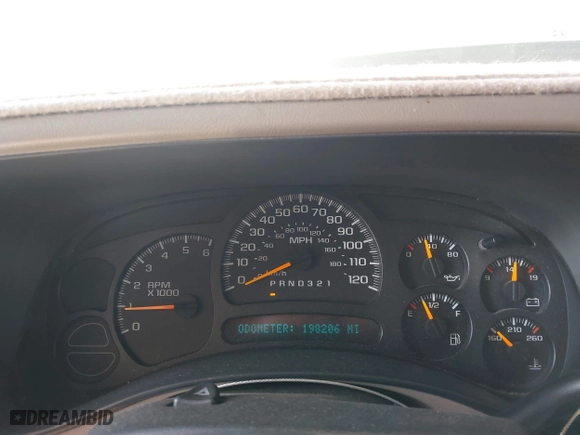2006 Chevrolet Silverado 1500 LT1 with VIN 2GCEC19Z861343690, listed as a IAAI auction lot 41900168 with 198,206 mi miles. Bid and sale history available at carsss.com. Image 7.