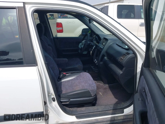 2004 Honda CR-V LX with VIN JHLRD68454C004803, listed as a IAAI auction lot 41910388 with 192,766 mi miles and . Bid and sale history available at carsss.com. Image 5.