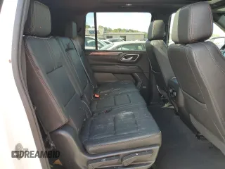 2021 Chevrolet Suburban RST z VIN 1GNSKEKD1MR390115, wystawiony jako Copart lot #73106224 z przebiegiem 51 308 mil mil oraz Szkoda całkowita • Salvage title. Historia ofert i sprzedaży dostępna na DreamBid. Obrazek 11.
