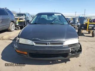 1996 Honda Accord EX with VIN 1HGCD5657TA159695, listed as a Copart auction lot 46241935 with 87,847 mi miles and Salvage Title. Bid and sale history available at DreamBid. Image 5.