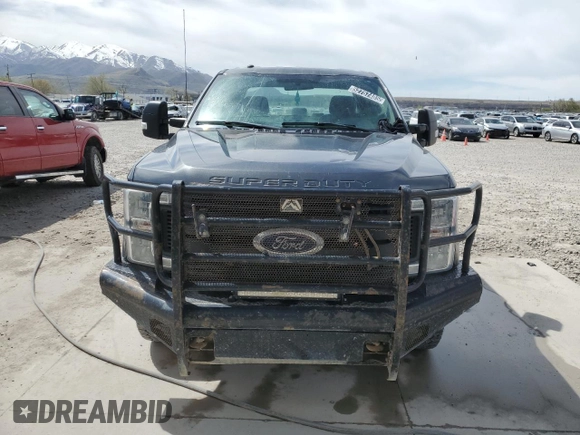 2019 Ford F-250 XL with VIN 1FT7X2B61KEC11379, listed as a Copart auction lot 52757485 with 168,913 mi miles and Clean title. Bid and sale history available at DreamBid. Image 5.
