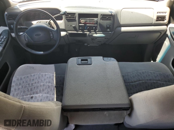 2000 Ford F-350 XL with VIN 3FTSW31F9YMA56877, listed as a Copart auction lot 62733624 with 120,595 mi miles and Salvage Title. Bid and sale history available at DreamBid. Image 8.