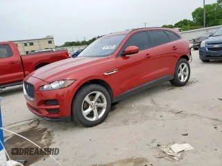 2018 Jaguar F-Pace 25t Premium z VIN SADCJ2FX2JA322424, wystawiony jako Copart lot #56116835 z przebiegiem 63 908 mil mil oraz Szkody całkowita. Historia ofert i sprzedaży dostępna na DreamBid. Obrazek 1.