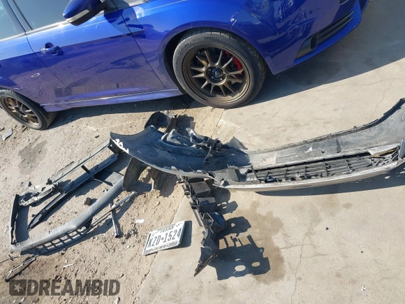 2017 Ford Focus Titanium with VIN 1FADP3J25HL268315, listed as a IAAI auction lot 41606289 with Not provided miles and . Bid and sale history available at DreamBid. Image 11.