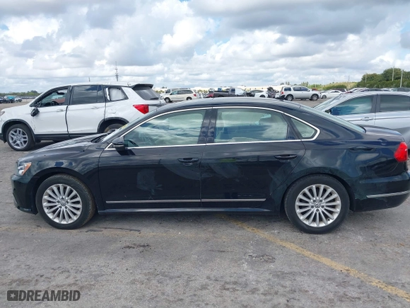 2016 Volkswagen Passat 1.8T SE w/Technology with VIN 1VWBS7A35GC047180, listed as a IAAI auction lot 41650618 with 42,491 mi miles. Bid and sale history available at carsss.com. Image 14.
