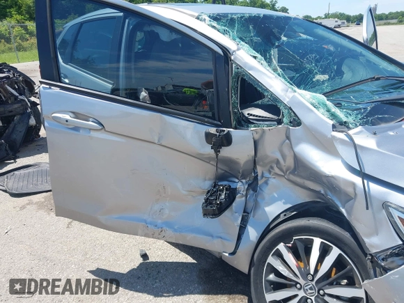 2018 Honda Fit EX with VIN 3HGGK5H81JM718009, listed as a IAAI auction lot 42337583 with 128,140 mi miles and . Bid and sale history available at DreamBid. Image 6.