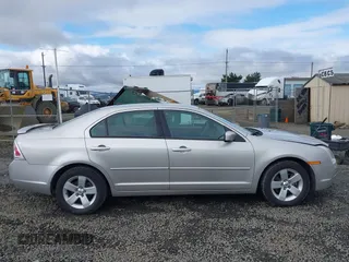 2007 Ford Fusion SE with VIN 3FAHP01167R265057, listed as a IAAI auction lot 41830234 with 193,156 mi miles. Bid and sale history available at carsss.com. Image 13.