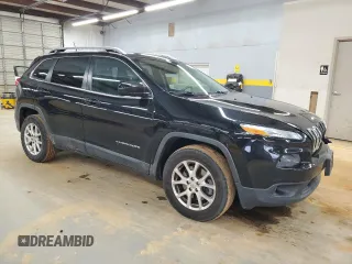 2018 Jeep Cherokee Latitude с VIN 1C4PJMCB9JD570038, выставлен на аукционе Copart как лот 44596495 с пробегом 118 616 миль миль и Списание • Salvage title. История ставок и продаж доступна на DreamBid. Изображение 4.