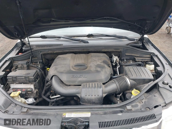 2011 Jeep Grand Cherokee Laredo with VIN 1J4RR4GGXBC597743, listed as a IAAI auction lot 41897286 with 253,111 mi miles and . Bid and sale history available at DreamBid. Image 10.