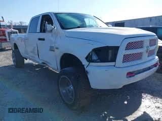 2018 Ram 2500 Tradesman with VIN 3C6UR5HJ0JG216906, listed as a IAAI auction lot 41409441 with 122,401 mi miles. Bid and sale history available at carsss.com. Image 1.