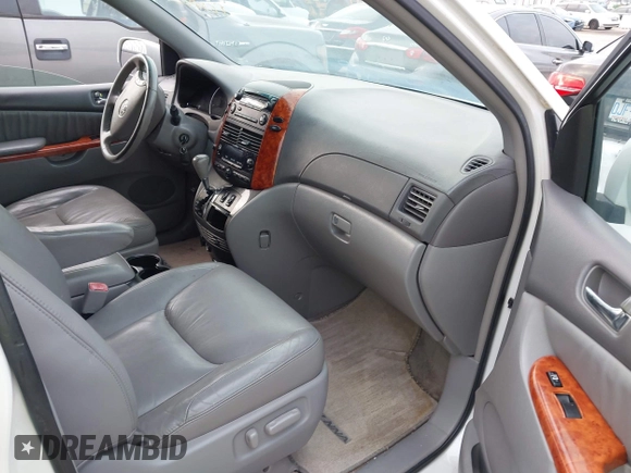 2008 Toyota Sienna XLE с VIN 5TDZK22C28S212914, выставлен на аукционе IAAI как лот 42764061 с пробегом 250 954 миль миль и . История ставок и продаж доступна на DreamBid. Изображение 5.