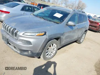 2014 Jeep Cherokee Limited with VIN 1C4PJMDS0EW232018, listed as a IAAI auction lot 41892070 with 224,372 mi miles. Bid and sale history available at carsss.com. Image 20.
