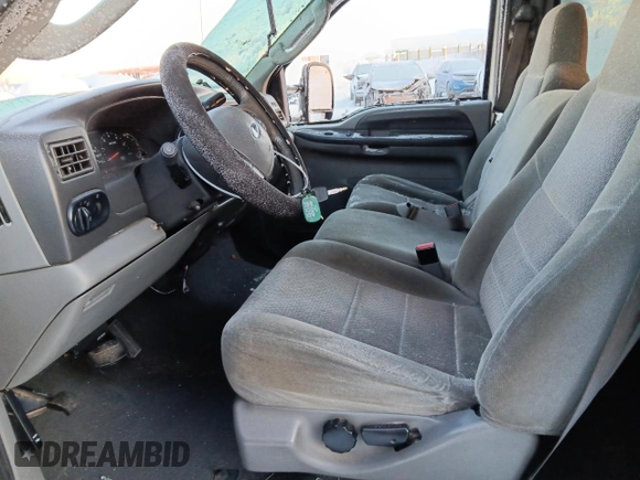 2003 Ford Excursion XLT с VIN 1FMNU41S73ED20341, выставлен на аукционе Copart как лот 85824804 с пробегом 166 539 миль миль и Списание • Salvage title. История ставок и продаж доступна на DreamBid. Изображение 7.