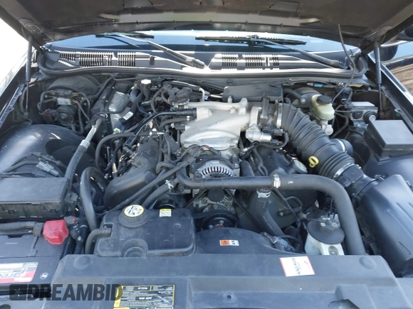 2003 Mercury Marauder with VIN 2MEHM75V33X628952, listed as a IAAI auction lot 41534323 with 92,228 mi miles. Bid and sale history available at carsss.com. Image 10.