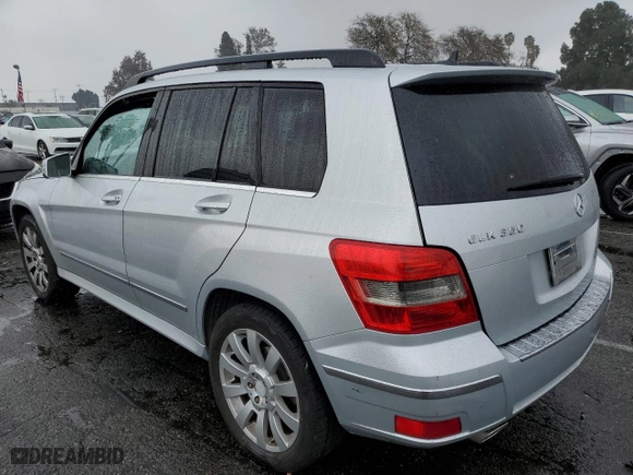 2011 Mercedes-Benz GLK-Class GLK 350 with VIN WDCGG5GB8BF701345, listed as a Copart auction lot 43953785 with 57,556 mi miles and Salvage Title. Bid and sale history available at carsss.com. Image 2.