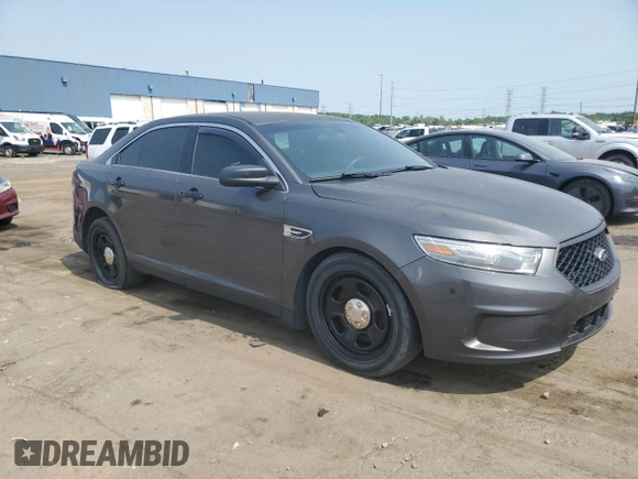 2014 Ford Police Interceptor z VIN 1FAHP2MK4EG157816, wystawiony jako Copart lot #59687885 z przebiegiem 101 916 mil mil oraz Czysty tytuł • Clean title. Historia ofert i sprzedaży dostępna na DreamBid. Obrazek 4.