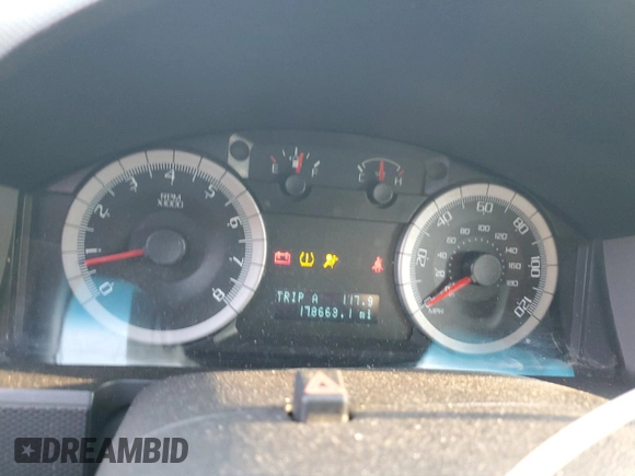 2009 Ford Escape Limited with VIN 1FMCU94749KB55161, listed as a Copart auction lot 41877015 with 178,663 mi miles and Salvage title. Bid and sale history available at DreamBid. Image 9.