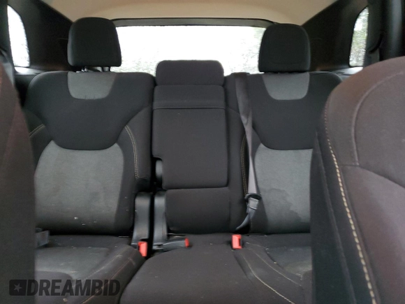 2018 Jeep Cherokee Latitude with VIN 1C4PJLCBXJD554084, listed as a Copart auction lot 84484274 with 133,937 mi miles and Salvage Title. Bid and sale history available at DreamBid. Image 10.