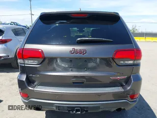 2017 Jeep Grand Cherokee Trailhawk with VIN 1C4RJFLG3HC877110, listed as a IAAI auction lot 42276506 with 144,993 mi miles and . Bid and sale history available at DreamBid. Image 17.