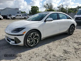 2023 Hyundai Ioniq 6 Limited z VIN KMHM54AA5PA021637, wystawiony jako Copart lot #51473914 z przebiegiem 16 212 mil mil oraz . Historia ofert i sprzedaży dostępna na DreamBid. Obrazek 1.