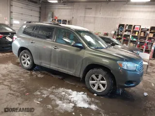 2009 Toyota Highlander with VIN JTEES41A392145884, listed as a IAAI auction lot 41628037 with 277,376 mi miles. Bid and sale history available at carsss.com. Image 1.