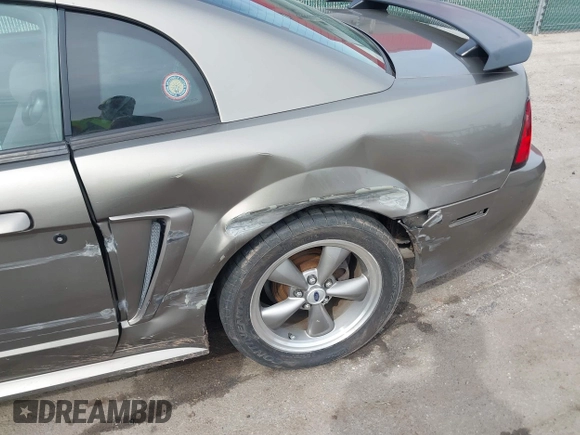 2002 Ford Mustang Standard with VIN 1FAFP40412F101781, listed as a IAAI auction lot 42108137 with 120,785 mi miles and . Bid and sale history available at DreamBid. Image 18.