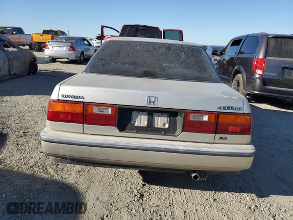 1988 Honda Accord with VIN JHMCA5539JC062134, listed as a Copart auction lot 74330064 with 168,176 mi miles and Salvage title. Bid and sale history available at DreamBid. Image 6.