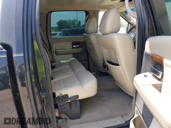 2004 Ford F-150 XLT with VIN 1FTPW14564KB73217, listed as a IAAI auction lot 42321024 with 208,424 mi miles and . Bid and sale history available at DreamBid. Image 8.