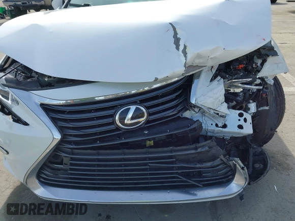 2016 Lexus ES with VIN JTHBK1GGXG2243002, listed as a IAAI auction lot 41840675 with 79,544 mi miles. Bid and sale history available at carsss.com. Image 6.