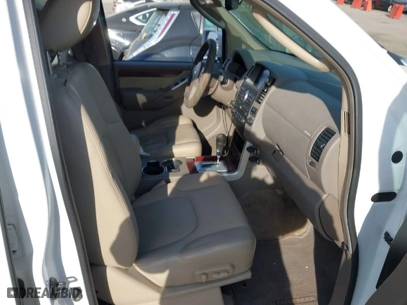 2011 Nissan Pathfinder Silver with VIN 5N1AR1NB2BC621053, listed as a IAAI auction lot 41911372 with 156,326 mi miles. Bid and sale history available at carsss.com. Image 5.