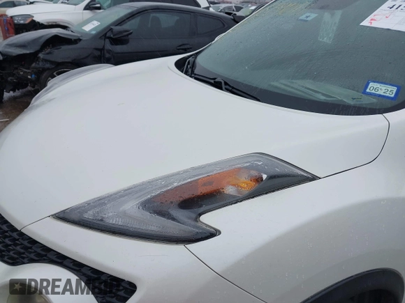 2015 Nissan Juke S with VIN JN8AF5MR9FT507984, listed as a IAAI auction lot 41539017 with 132,597 mi miles. Bid and sale history available at carsss.com. Image 6.