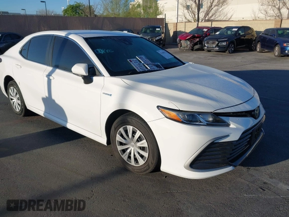 2021 Toyota Camry Hybrid LE with VIN 4T1C31AK4MU549057, listed as a IAAI auction lot 41686552 with 43,051 mi miles. Bid and sale history available at carsss.com. Image 1.