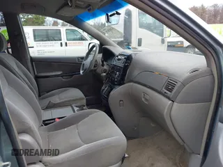 2005 Toyota Sienna CE with VIN 5TDZA23C55S375389, listed as a IAAI auction lot 42082835 with 243,028 mi miles. Bid and sale history available at carsss.com. Image 5.
