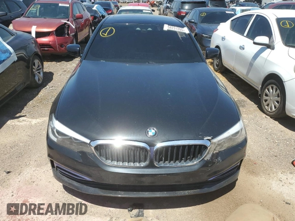 2019 BMW 5 Series 540i xDrive z VIN WBAJE7C59KWW08196, wystawiony jako Copart lot #58231265 z przebiegiem 162 400 mil mil oraz Czysty tytuł • Clean title. Historia ofert i sprzedaży dostępna na DreamBid. Obrazek 5.