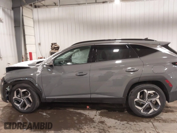 2024 Hyundai Tucson Limited with VIN 5NMJECDEXRH340573, listed as a IAAI auction lot 41578197 with 8,539 mi miles. Bid and sale history available at carsss.com. Image 14.