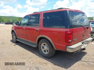 2002 Ford Expedition Eddie Bauer z VIN 1FMRU17W02LA22430, wystawiony jako IAAI lot #42692442 z przebiegiem Nie podano mil oraz . Historia ofert i sprzedaży dostępna na DreamBid. Obrazek 3.