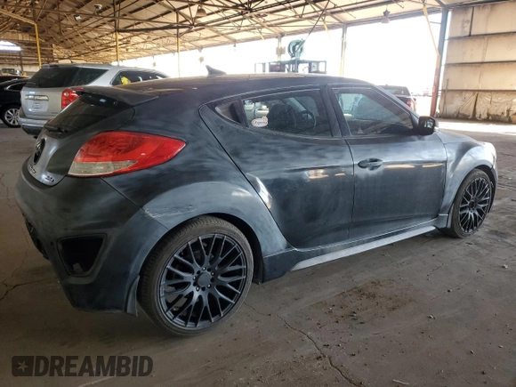 2014 Hyundai Veloster Turbo with VIN KMHTC6AE4EU209397, listed as a Copart auction lot 83094624 with 196,539 mi miles and Salvage Title. Bid and sale history available at carsss.com. Image 3.