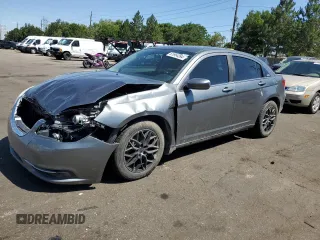 2013 Chrysler 200 LX with VIN 1C3CCBAG0DN724568, listed as a Copart auction lot 61954394 with 103,466 mi miles and Salvage Title. Bid and sale history available at carsss.com. Image 1.