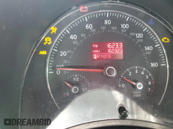 2006 Volkswagen Beetle with VIN 3VWRG31YX6M328487, listed as a Copart auction lot 76566084 with 160,323 mi miles and Salvage title. Bid and sale history available at DreamBid. Image 9.