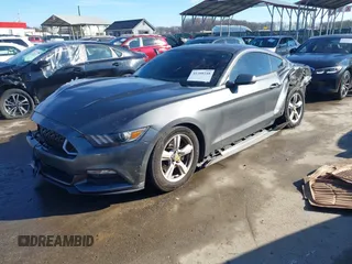 2017 Ford Mustang V6 z VIN 1FA6P8AM1H5224713, wystawiony jako IAAI lot #41208248 z przebiegiem 167 462 mil mil oraz . Historia ofert i sprzedaży dostępna na DreamBid. Obrazek 20.