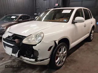 2006 Porsche Cayenne Turbo with VIN WP1AC29P06LA91297, listed as a IAAI auction lot 41442243 with 161,327 mi miles. Bid and sale history available at carsss.com. Image 18.