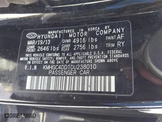 2013 Hyundai Genesis 3.8L with VIN KMHGC4DD1DU238010, listed as a IAAI auction lot 42002064 with 117,658 mi miles. Bid and sale history available at carsss.com. Image 9.
