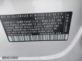 2015 Volkswagen Jetta Sedan 2.0L S with VIN 3VW2K7AJ2FM201632, listed as a IAAI auction lot 41523088 with 1 mi miles. Bid and sale history available at carsss.com. Image 9.
