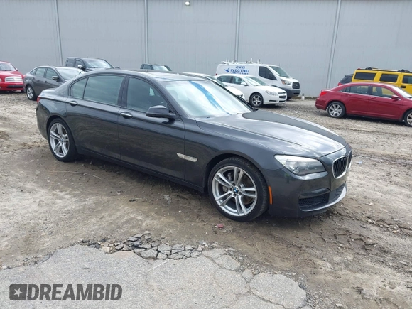 2014 BMW 7 Series 740Li with VIN WBAYE4C56ED138397, listed as a IAAI auction lot 41726117 with 116,291 mi miles. Bid and sale history available at carsss.com. Image 1.