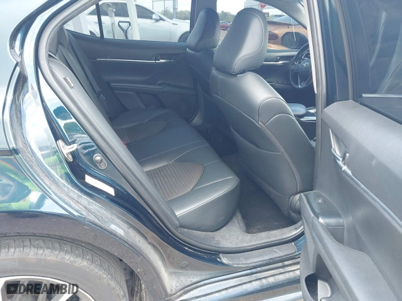 2018 Toyota Camry LE with VIN 4T1B11HK9JU639162, listed as a IAAI auction lot 41967207 with 82,444 mi miles. Bid and sale history available at carsss.com. Image 8.