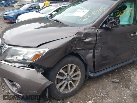 2015 Nissan Pathfinder SL with VIN 5N1AR2MM9FC723528, listed as a IAAI auction lot 42664245 with 120,818 mi miles and . Bid and sale history available at DreamBid. Image 6.