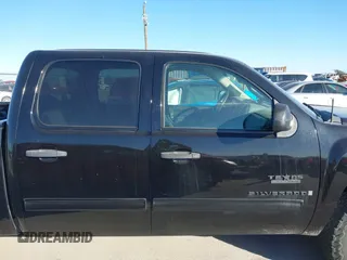 2009 Chevrolet Silverado 1500 LS with VIN 3GCEC13C49G267921, listed as a IAAI auction lot 41723468 with 150,075 mi miles and . Bid and sale history available at DreamBid. Image 14.
